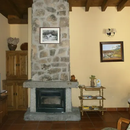 Casa Rural Valdeascas Country house Navarredonda de Gredos
